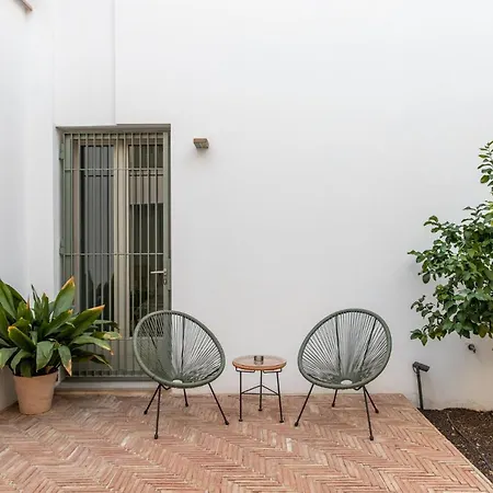 Patio Del Lino